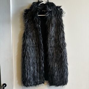 Adrianna Papell Women's Black Faux Fur Sweater Vest Size Small Holiday Party